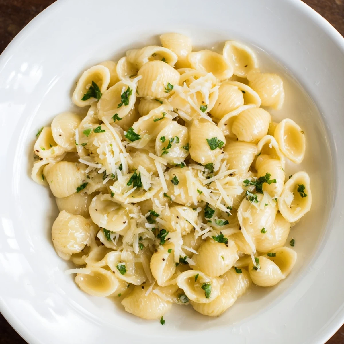 Buttery, cheesy 15-Minute Creamy Garlic Butter Ditalini tossed in a silky, rich sauce, perfect dinner!